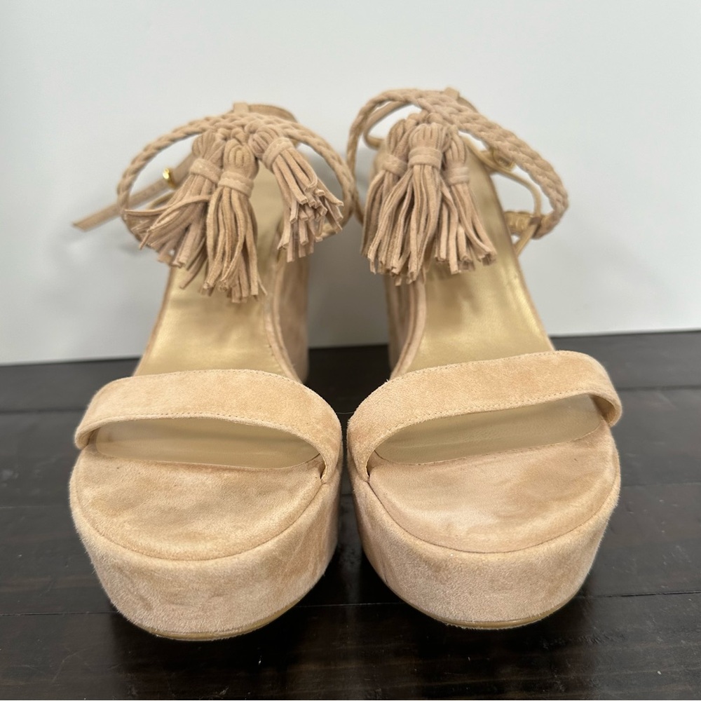 Stuart Weitzman Tasselmania Suede Wedge Sandal, Beige, Size 10.5 - Picture 4 of 11